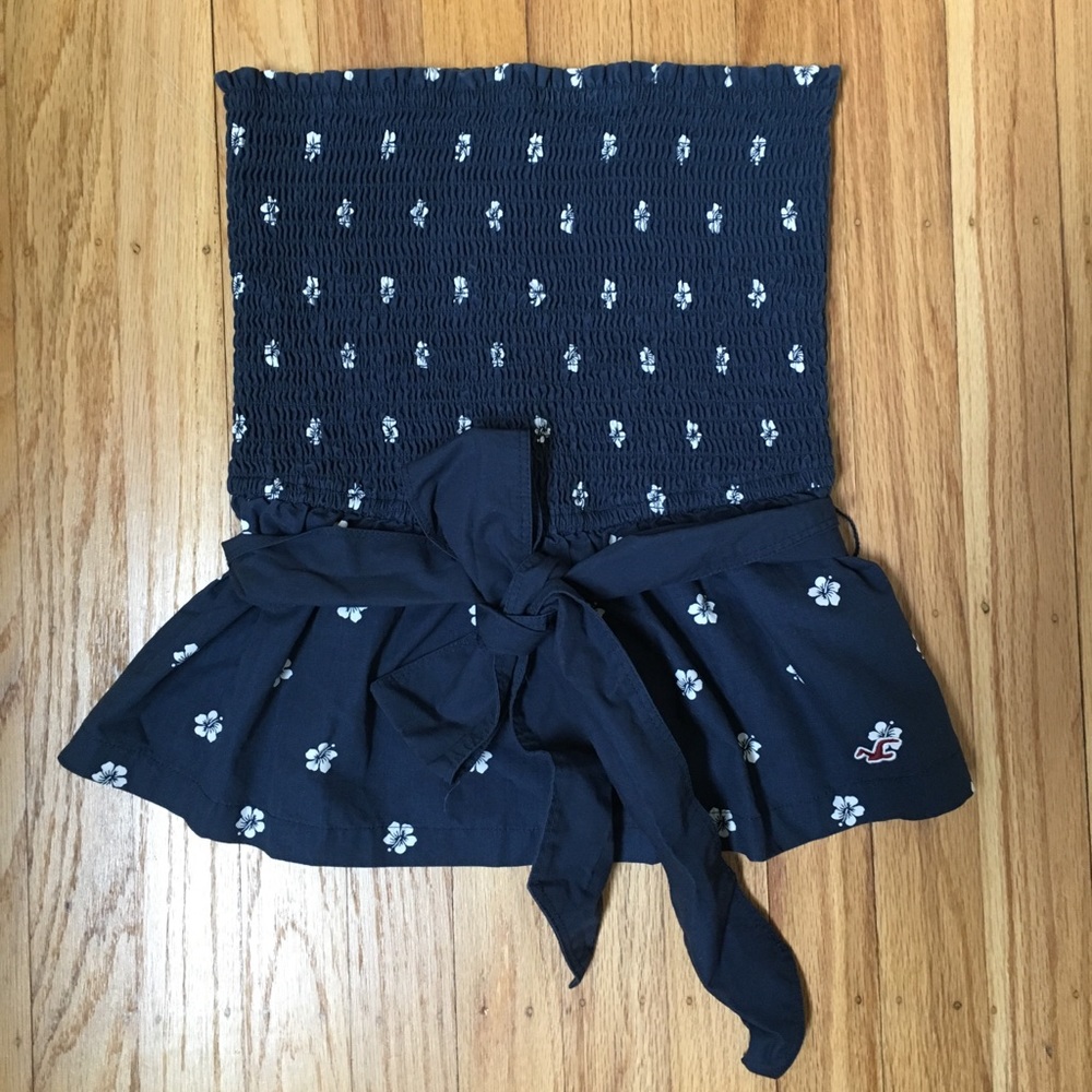 Hibiscus Hollister Top